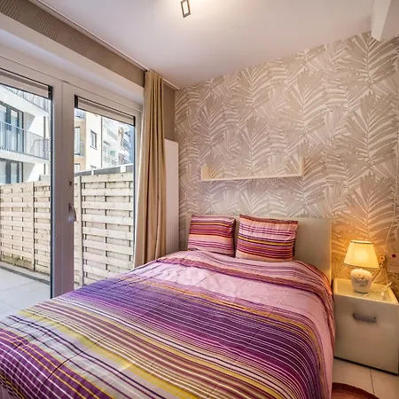 아파트 Duplex Near Zeedijk & Center With Sunny Balcony, Cleaning Included