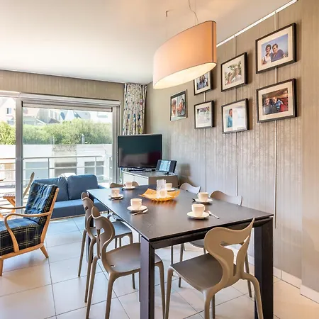 Duplex Near Zeedijk & Center With Sunny Balcony, Cleaning Included * 코크시데